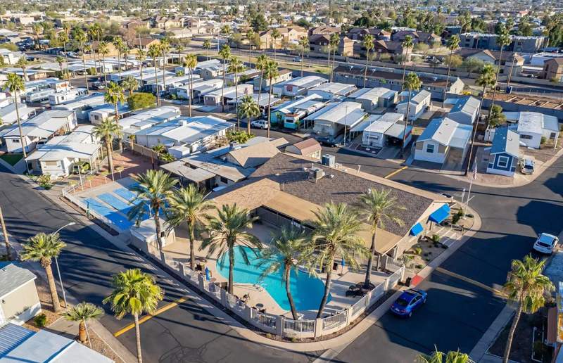 overhead shot of a mobile home community