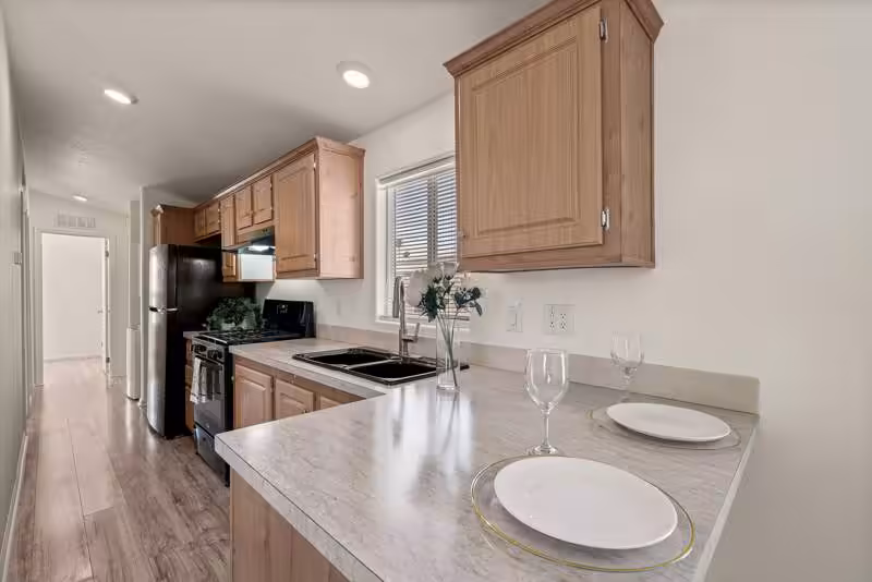 Arizona, clean residential streetscape, affordable, exterior, quality manufactured home neighborhood