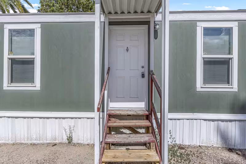 quality manufactured home neighborhood, land-lease, clean and well maintained community, neighborhood, management