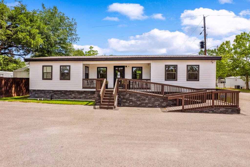 Arizona, affordable manufactured homes Phoenix, affordable, land lease manufactured home lot, neighborhood