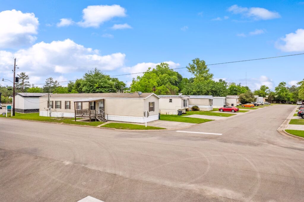 exterior, Phoenix, affordable manufactured homes Phoenix, manufactured home community Arizona, suburban