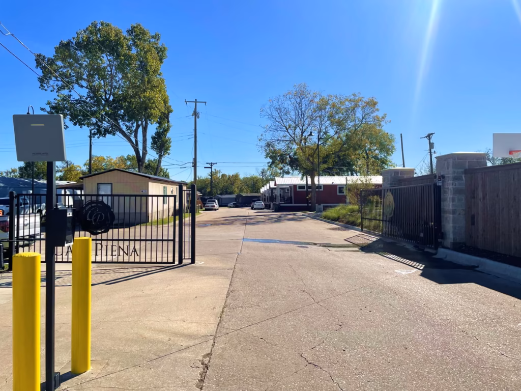 land-lease, land lease manufactured home lot, comfortable manufactured home exterior, RV, cleanliness