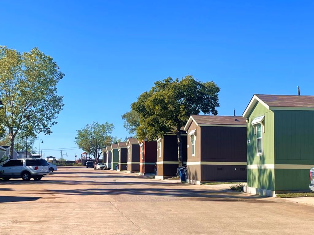 Comfort Communities neighborhood, clean and well maintained community, Phoenix, cleanliness, neighborhood