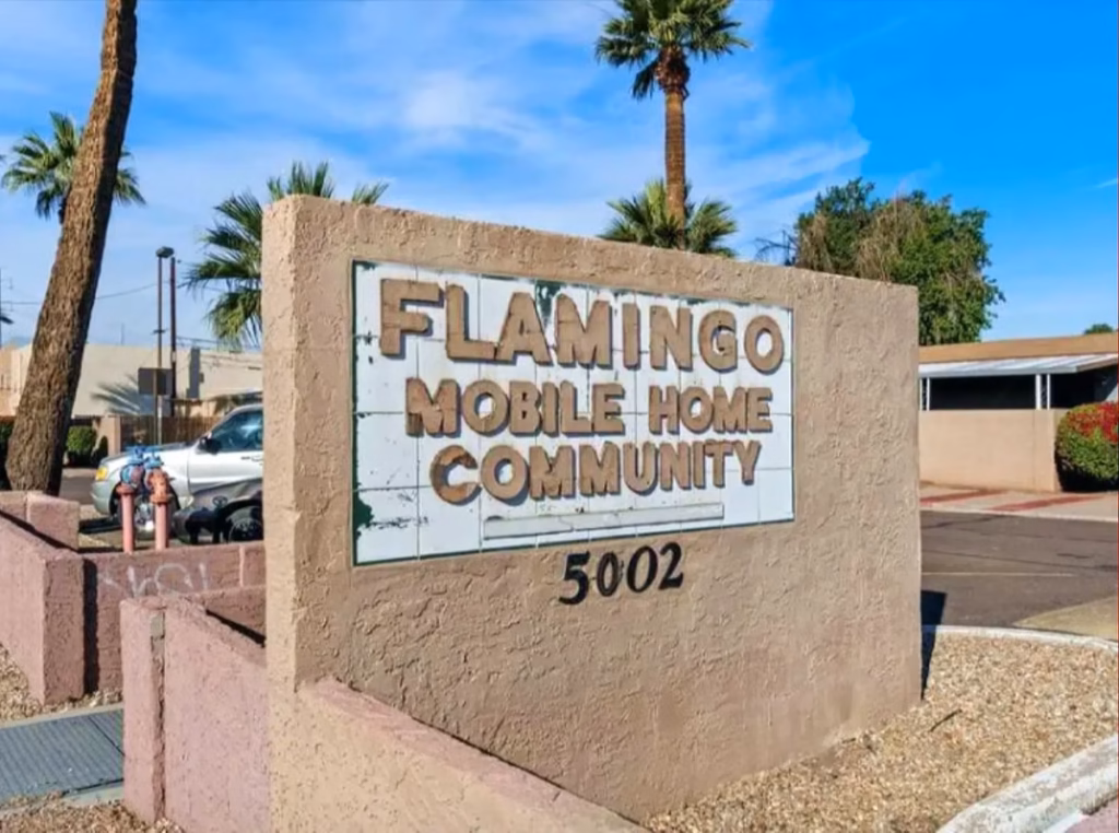 homesite, clean and well maintained community, Phoenix, suburban, clean residential streetscape