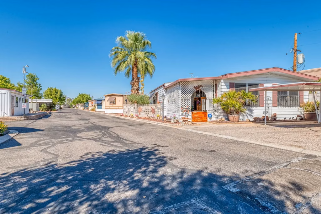 clean and well maintained community, park, management, clean residential streetscape, property
