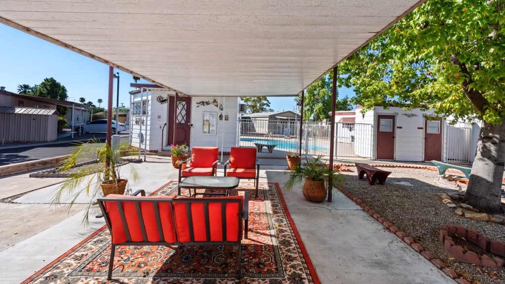 RV, quality manufactured home neighborhood, management, cleanliness, clean residential streetscape