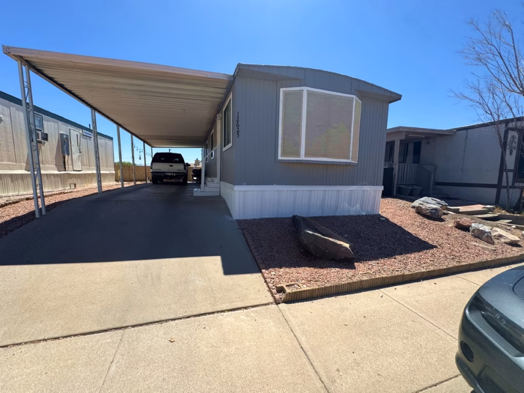 cleanliness, Arizona, manufactured home community Arizona, comfortable manufactured home exterior, residential