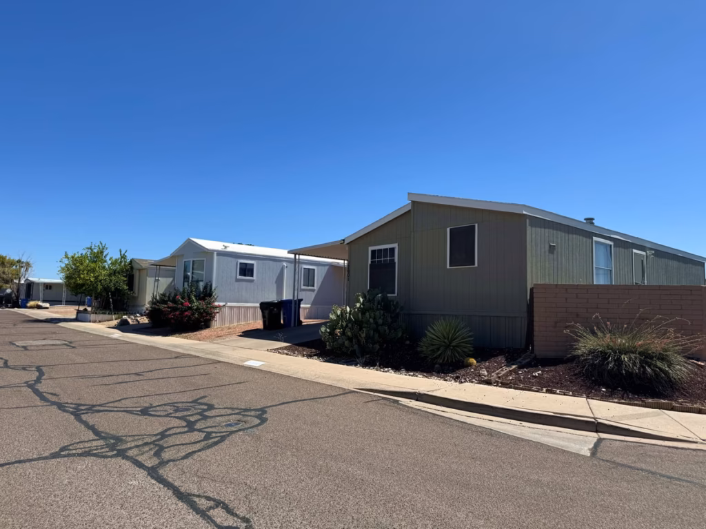 Mesa, exterior, Texas, RV parks in Arizona, comfortable manufactured home exterior