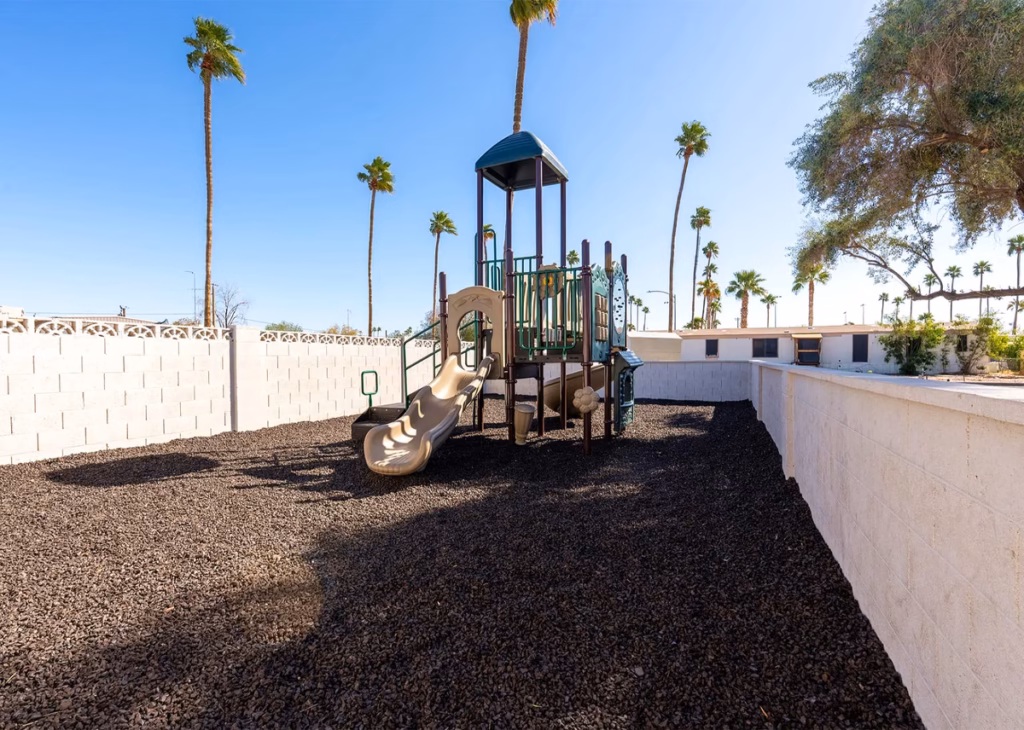 Arizona, clean residential streetscape, property, quality manufactured home neighborhood, streetscape
