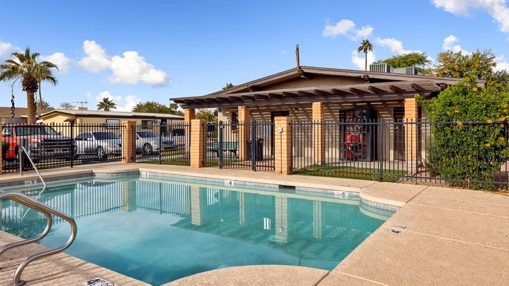 Phoenix, community, quiet suburban neighborhood setting, Texas, affordable manufactured homes Phoenix