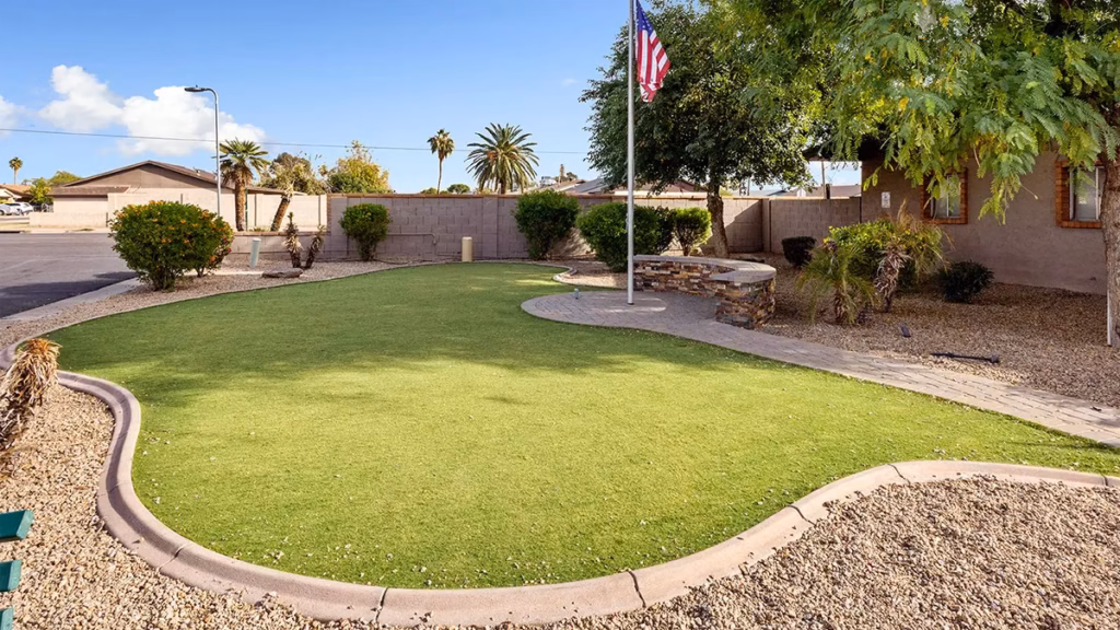 park, clean and well maintained community, community, RV parks in Arizona, neighborhood