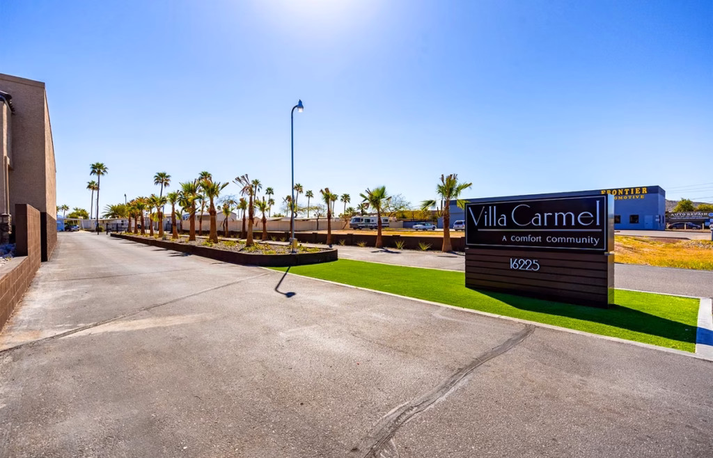 management, manufactured home community Arizona, exterior, Mesa, clean residential streetscape