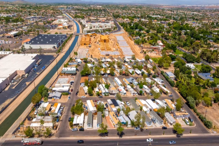 managed active adult community, property, Phoenix, Arizona, comfortable manufactured home exterior