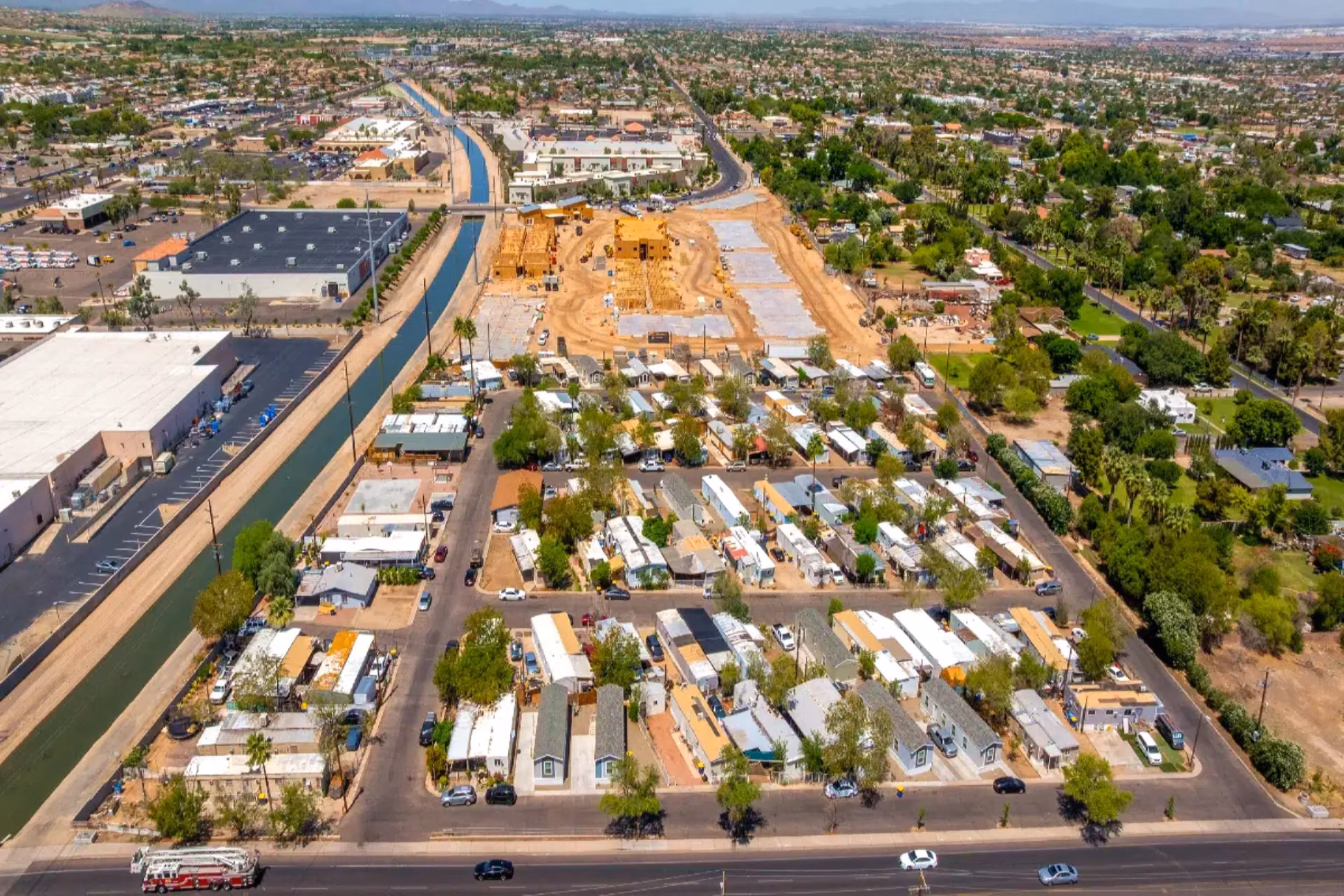 managed active adult community, property, Phoenix, Arizona, comfortable manufactured home exterior