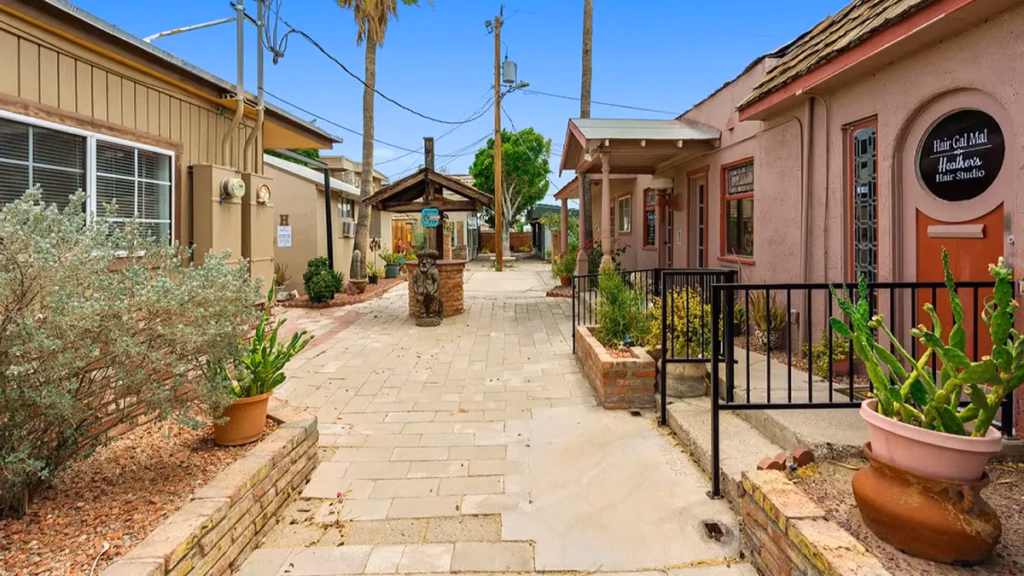 managed active adult community, quality manufactured home neighborhood, Arizona, neighborhood, Phoenix