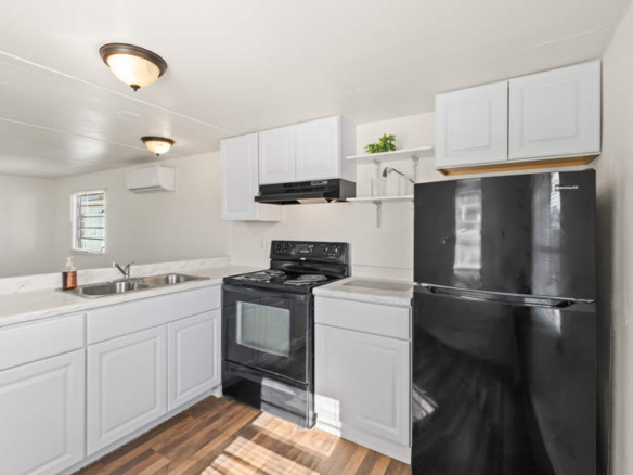 2-bedroom 1-bath Move-in Ready!