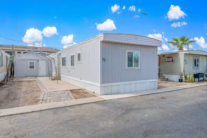 homesite, Phoenix, clean and well maintained community, manufactured home community Arizona, Arizona